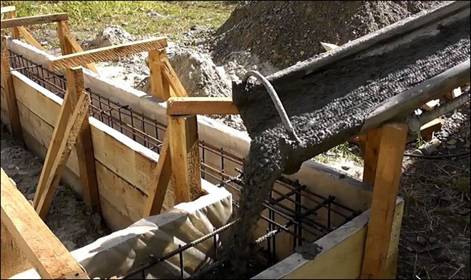 Betonnyj-fundament-s-armirovaniem.jpg
